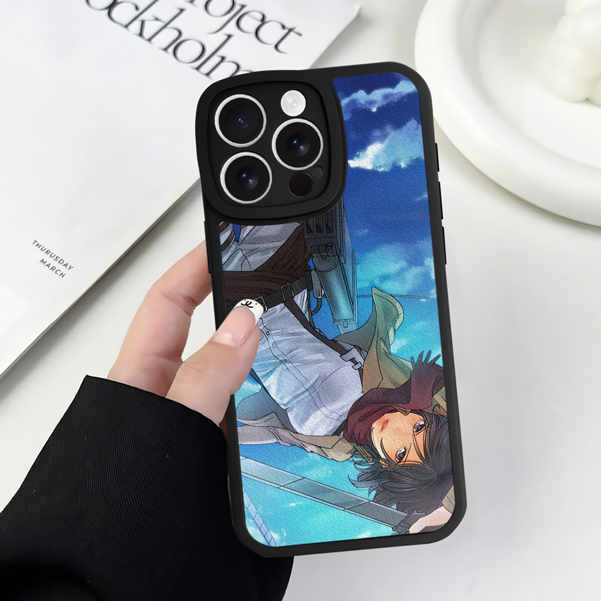 （画像用） 進撃の巨人 Attack on Titan 【iPhone 16シリーズ対応】シリコンスマホケース（レザー調） 材質：シリコン